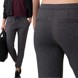 Lululemon Jet Crop Heathered Herringbone
